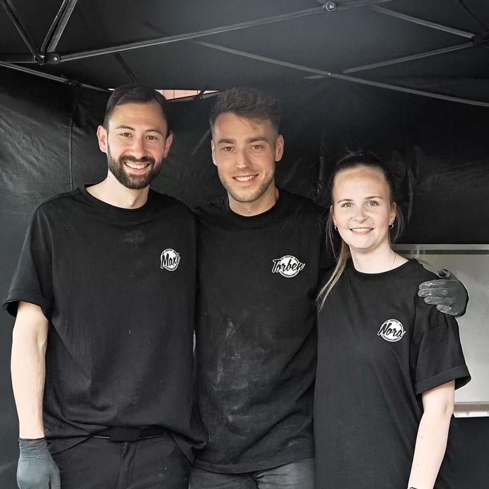 Maxi, Torben und Nora, das Team hinter Like Napoli